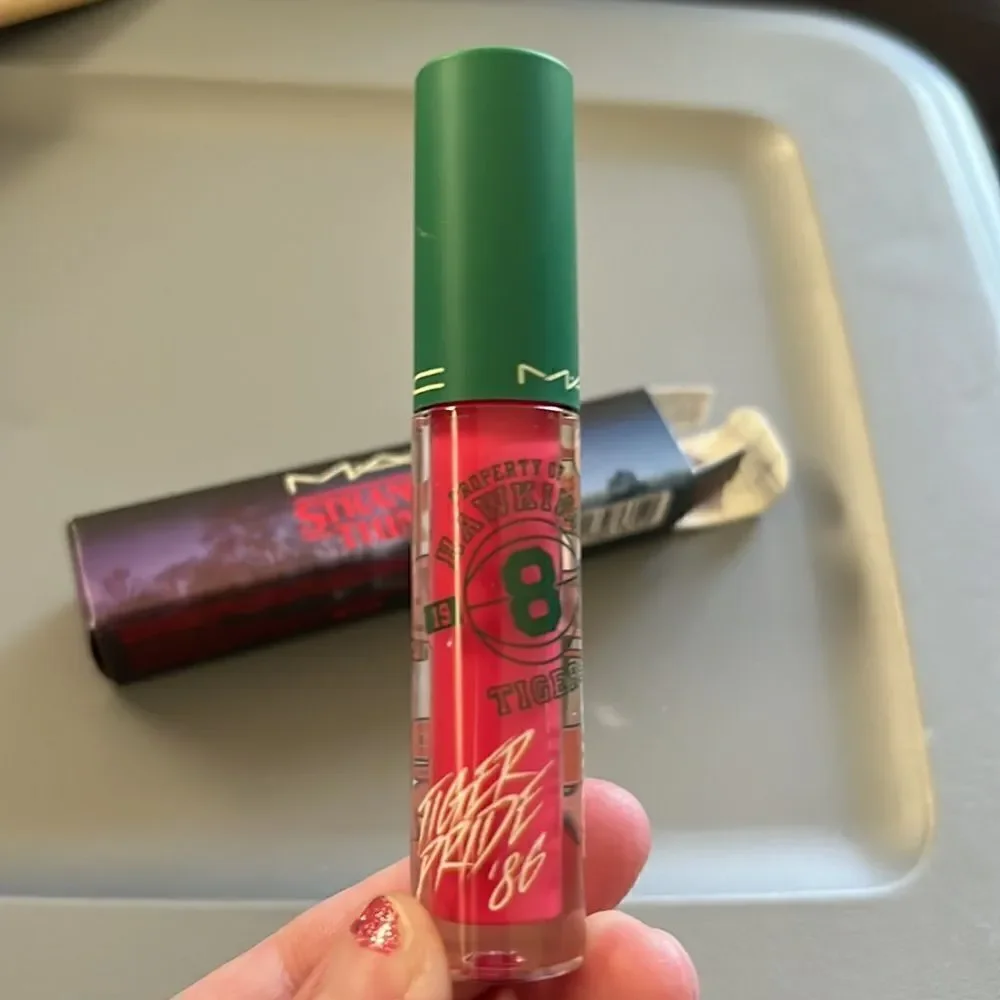 Mac X Stranger Things Lipglass Wild Wheeler